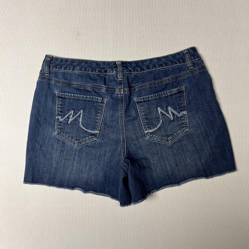 Maurices Shorts Juniors 11/12 Blue Denim Cutoff Mid Rise Frayed Hem 5-Pocket
